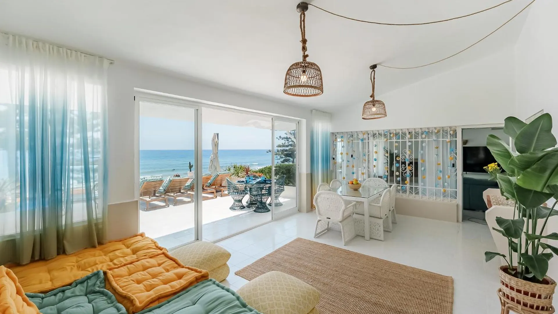 Villa Calmamar Cabopino Beachfront In Marbella 0*,  Spain