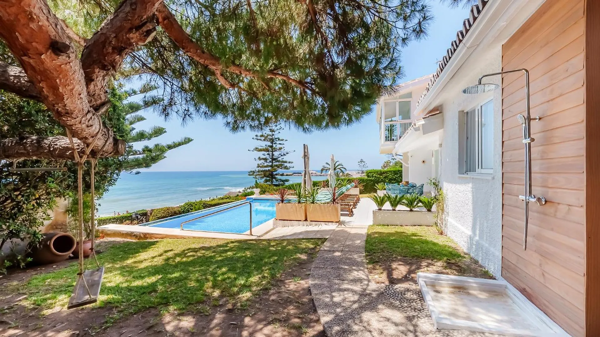 Villa Calmamar Cabopino Beachfront In Marbella 0*,  Spain