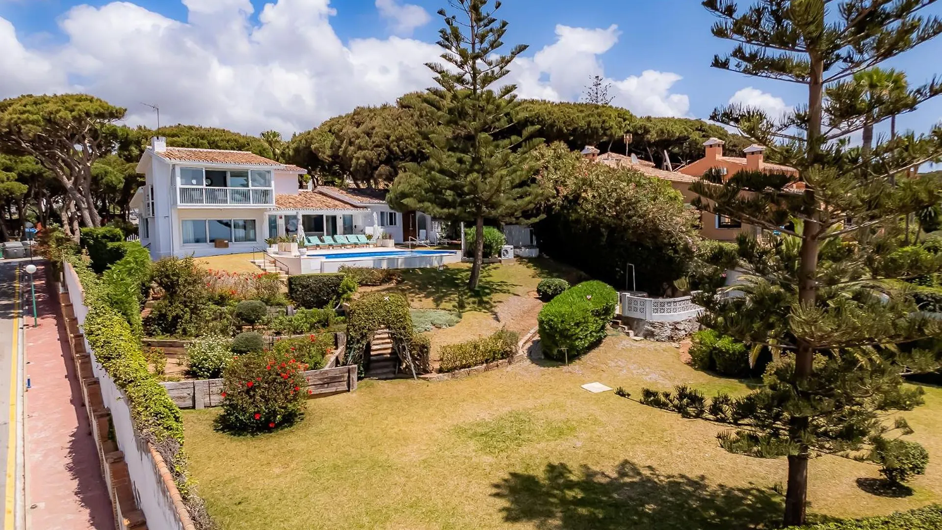 Villa Calmamar Cabopino Beachfront In Marbella Spain